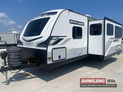 2024 White Hawk 29BH — front three-quarter view