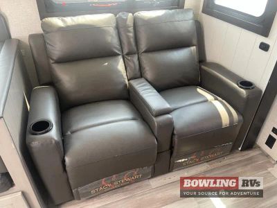 2024 White Hawk 29BH — photo 11 view