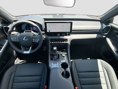 2026 Lexus IS - Photo 15
