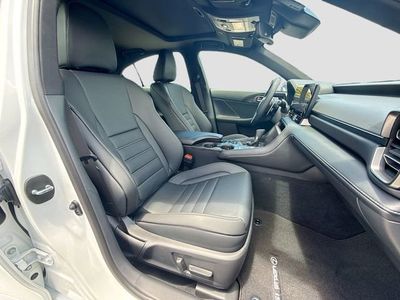 2026 Lexus IS - Photo 14