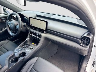 2026 Lexus IS - Photo 13