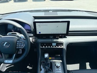 2026 Lexus IS - Photo 18