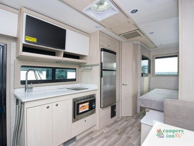2025 Tiffin Motorhomes Wayfarer - Photo 8