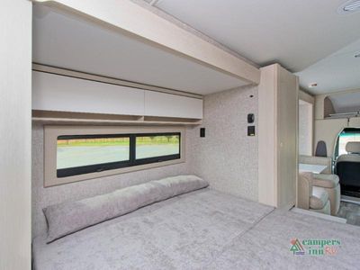 2025 Tiffin Motorhomes Wayfarer - Photo 14