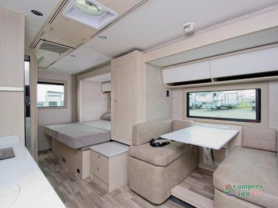 2025 Tiffin Motorhomes Wayfarer - Photo 6