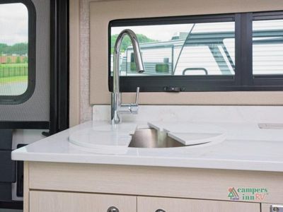 2025 Tiffin Motorhomes Wayfarer - Photo 16