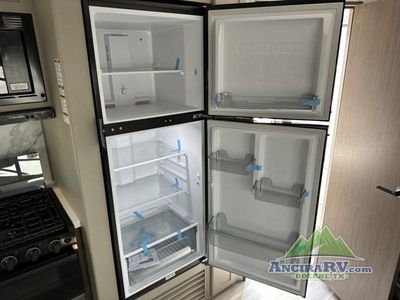 2026 Keystone RV Cougar Half-Ton - Photo 11