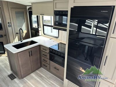 2026 Keystone RV Cougar Half-Ton - Photo 8