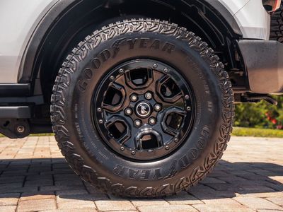 2024 Ford Bronco - Photo 16