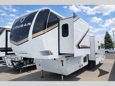 2026 Keystone RV Cougar — engine compartment view