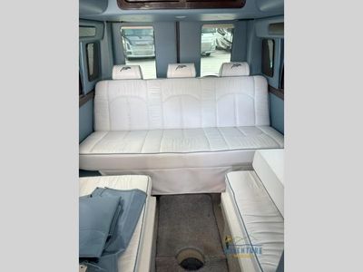 2018 Grand Coach - Photo 10