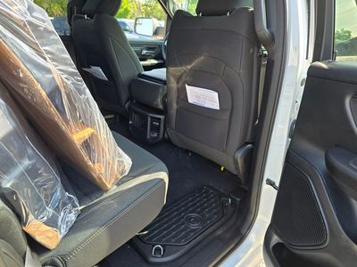 2026 Ram 1500 — photo 35 view