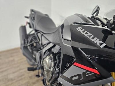 2025 Suzuki V-STROM 800DE - Photo 12