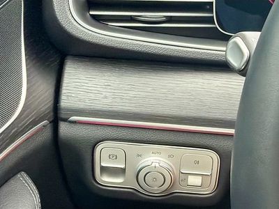2025 Mercedes-Benz GLE - Photo 35