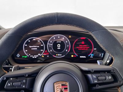 2026 Porsche Cayenne - Photo 15