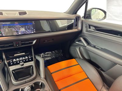 2026 Porsche Cayenne - Photo 22