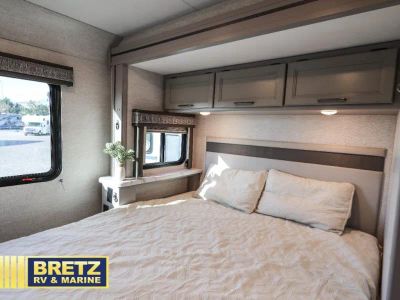 2024 Thor Motor Coach Chateau - Photo 22