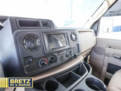 2024 Thor Motor Coach Chateau - Photo 10
