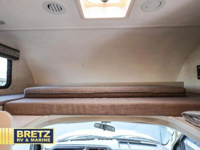 2024 Thor Motor Coach Chateau - Photo 13