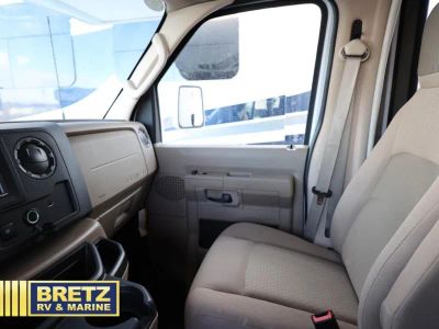 2024 Thor Motor Coach Chateau - Photo 11