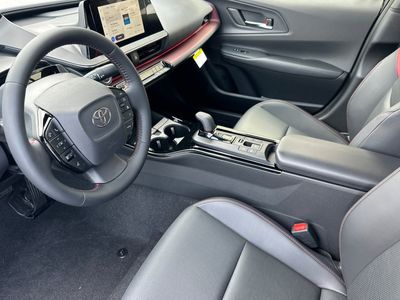 2026 Toyota Prius Plug-in Hybrid — photo 11 view