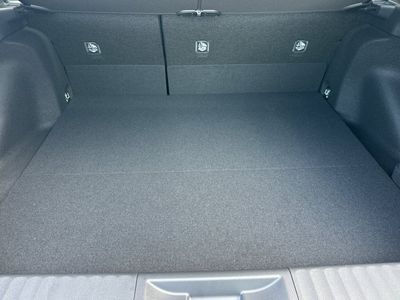 2026 Toyota Prius Plug-in Hybrid — photo 16 view