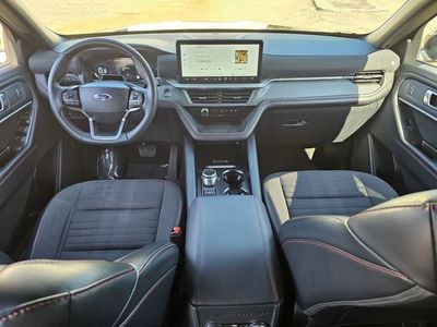 2025 Ford Explorer - Photo 8