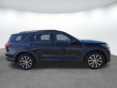 2025 Ford Explorer - Photo 3