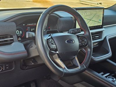 2025 Ford Explorer - Photo 24