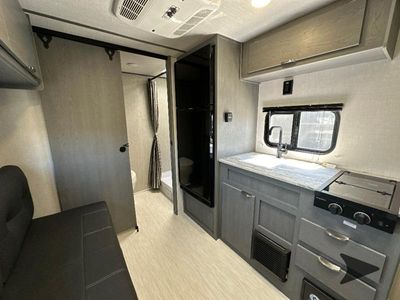 2025 Forest River RV Ozark - Photo 12