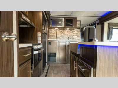 2020 Forest River RV Cherokee Alpha Wolf - Photo 25