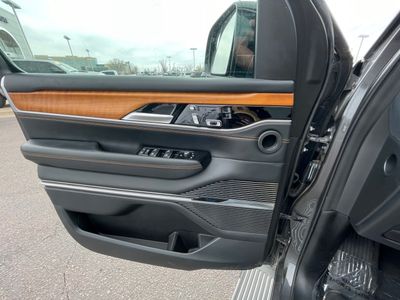 2024 Jeep Grand Wagoneer L - Photo 20