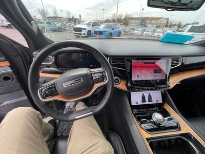 2024 Jeep Grand Wagoneer L - Photo 12