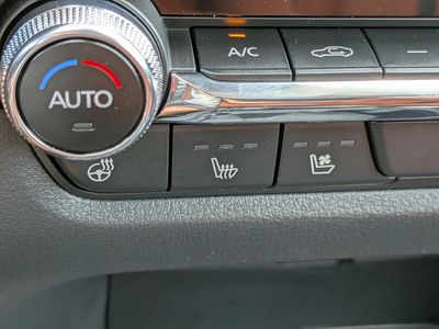 2026 Mazda CX-50 - Photo 24
