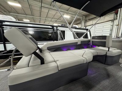 2025 Barletta Boats Cabrio Mid-Lounge - Photo 13