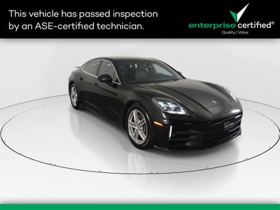 2025 Porsche Panamera - Photo 1