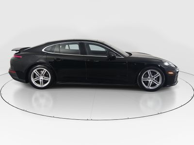 2025 Porsche Panamera - Photo 8