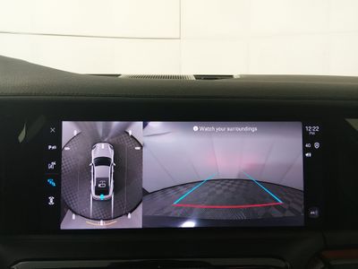 2025 Porsche Panamera - Photo 16