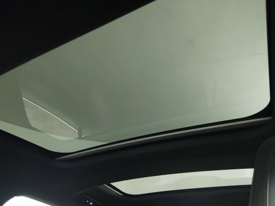2025 Porsche Panamera - Photo 20