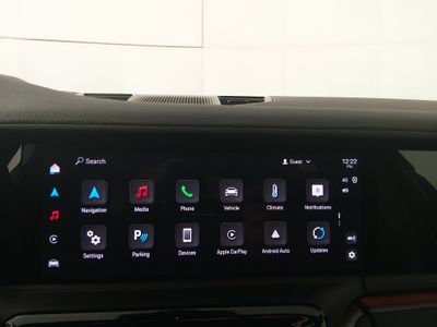 2025 Porsche Panamera - Photo 17