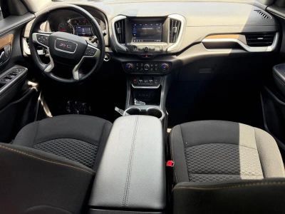 2020 GMC Terrain — detail view