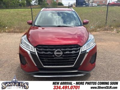 2023 Nissan Kicks - Photo 2