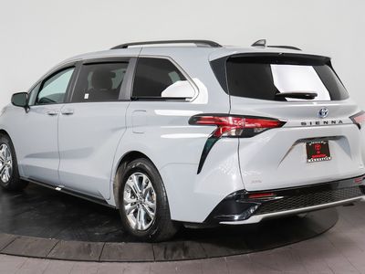2023 Toyota Sienna - Photo 4