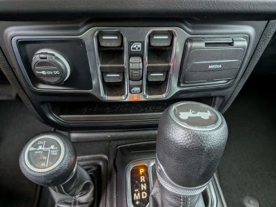 2024 Jeep Wrangler - Photo 17