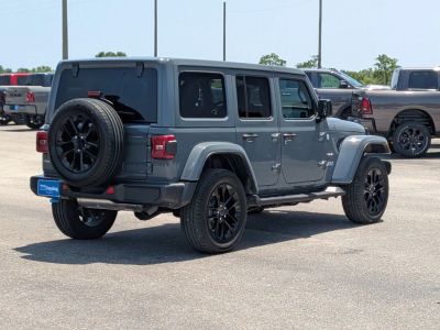 2024 Jeep Wrangler - Photo 5