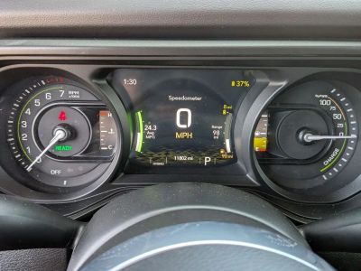 2024 Jeep Wrangler - Photo 12