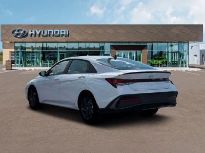 2026 Hyundai Elantra - Photo 5