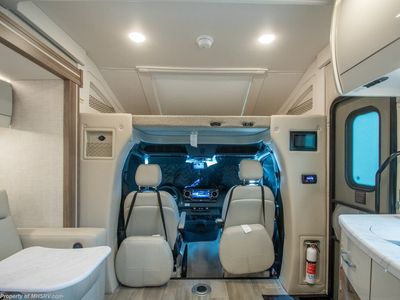 2026 Thor Motor Coach Tiburon - Photo 4