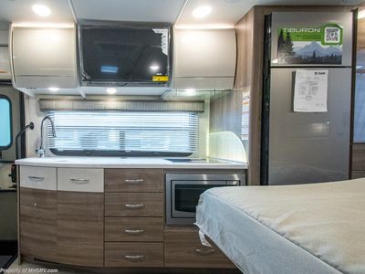 2026 Thor Motor Coach Tiburon - Photo 12
