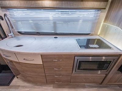 2026 Thor Motor Coach Tiburon - Photo 14